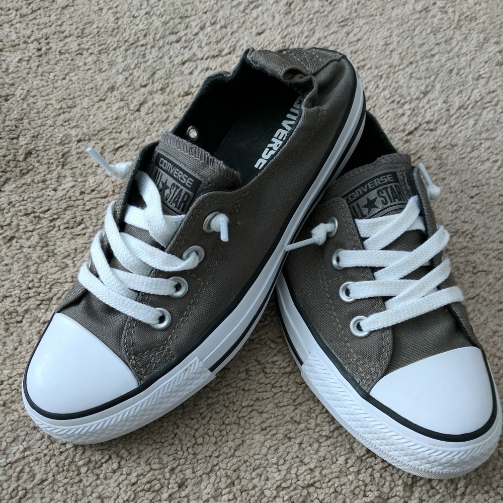 Converse Sneakers - Size 7